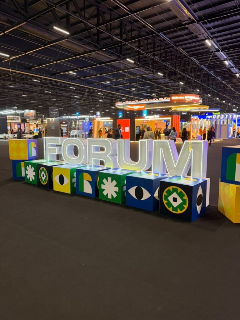 Fórum E-Commerce Brasil 2026, Dia 1: marketplaces, live commerce e logística reversa em resumo